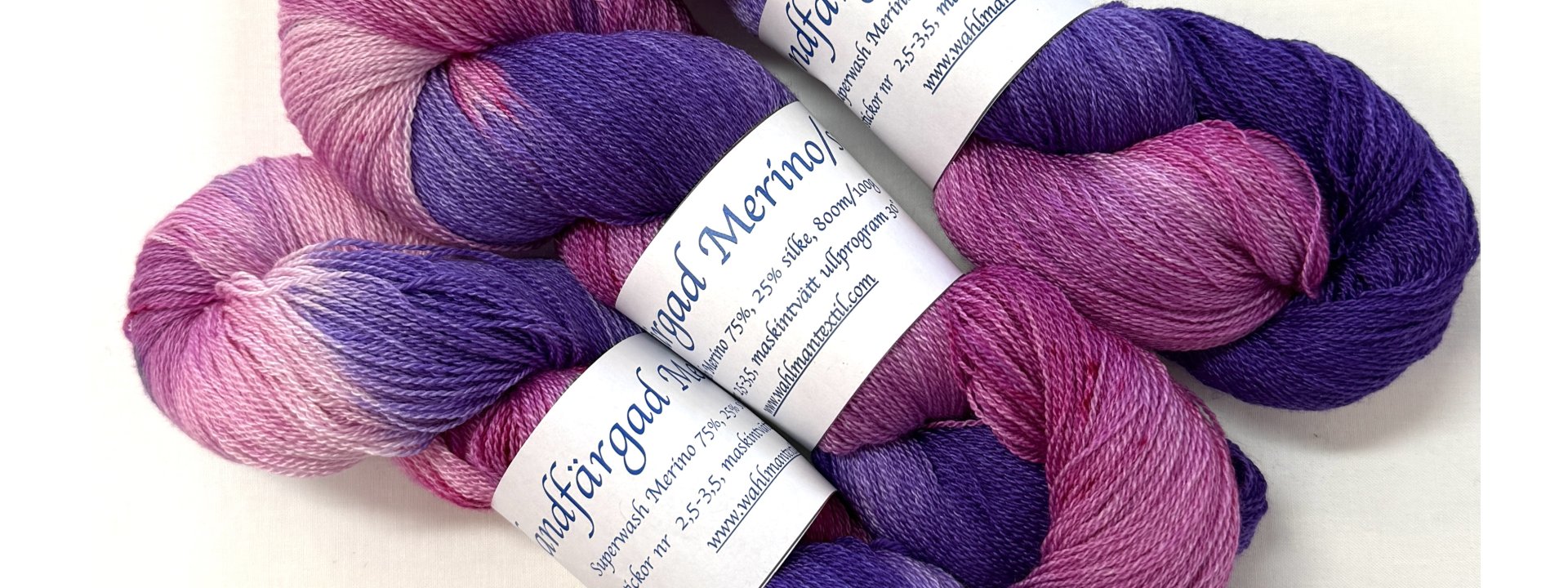 mjukt handfärgat garn, 800m/100g. 75% Merino/25%Mullbärsilke.