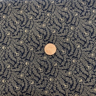 2318, tygbredd 110 cm