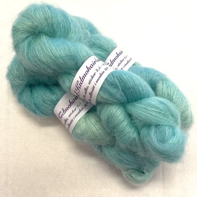 Kidmohair-silke-handfargat