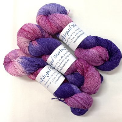 merino-silke-handfargat-garn