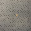 4171, mörkgrå med svarta cirklar, 110 cm bredd, 100% bomull.