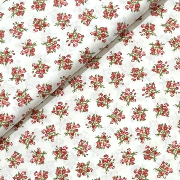 21125, liten blombukett med små röda blommor, tygbredd 110 cm.