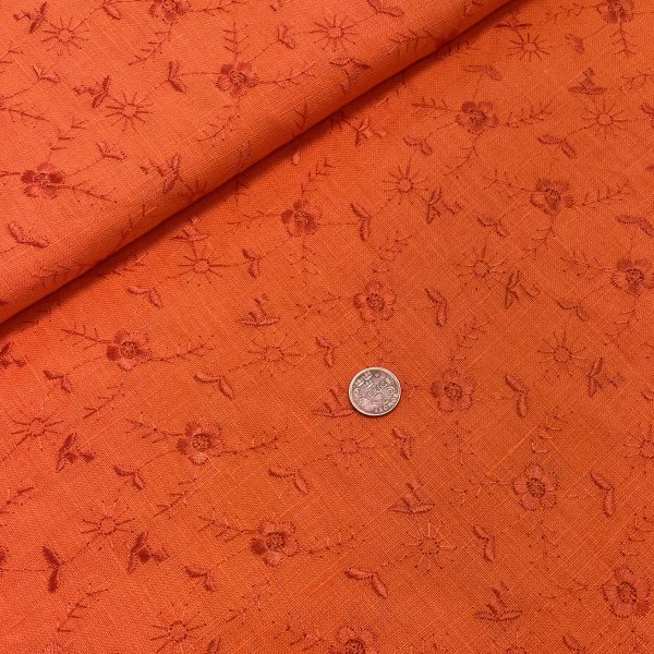lin-broderat-linnetyg