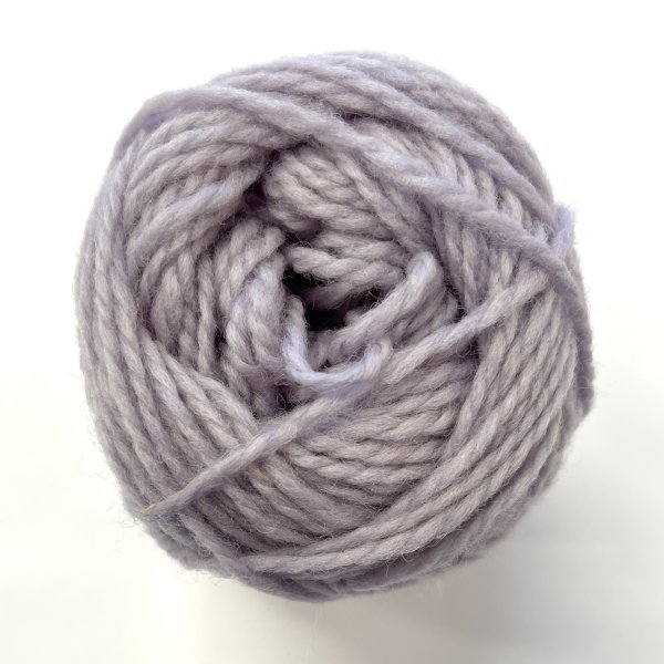 Rauma, Fivel f. 17 svagt ljuslila. 100% ull.