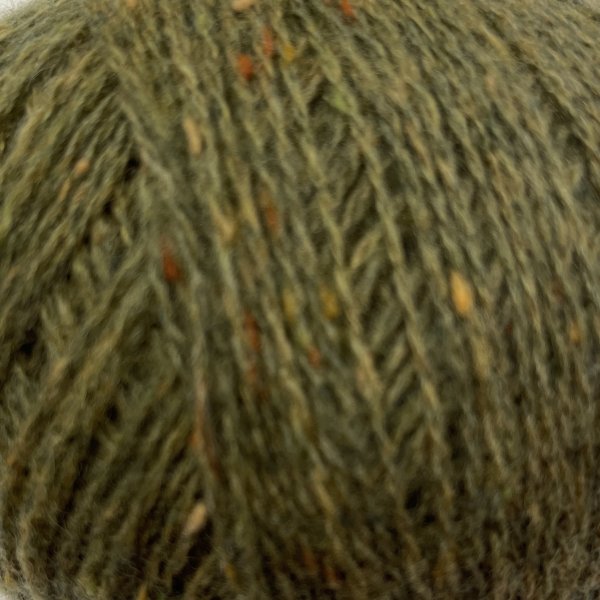 Sesia Scotland2, f. 1153 olivgrön, nystan á 50g.