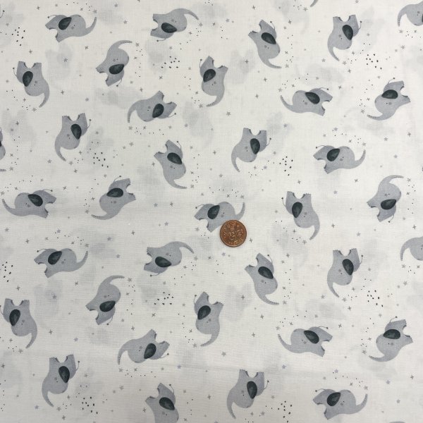 3201, Små elefanter, tygbredd 110 cm.