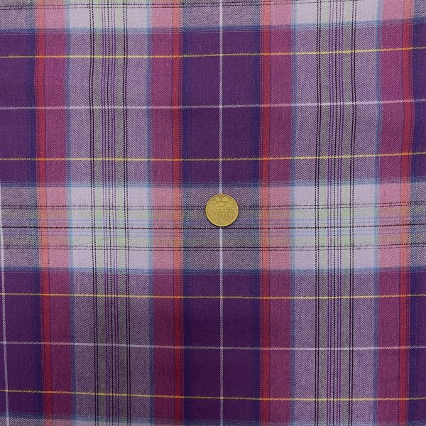 MT 4, Modetyg i 100% bomullsflanell, tygbredd 140 cm.