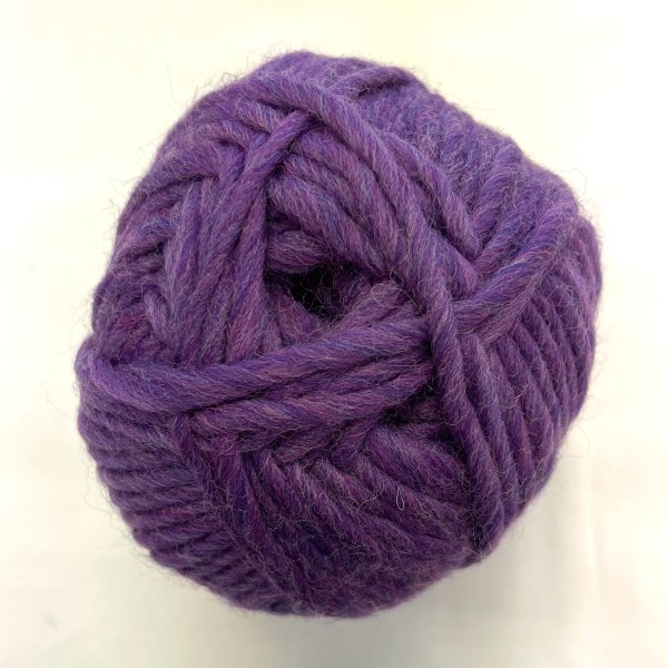Viking Garn, Snorre f. 269 lila, 100% Highland Merino ull.