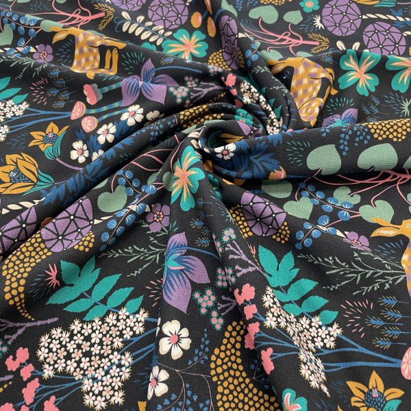 003, Lyckeflykt, tygbredd ca 160 cm