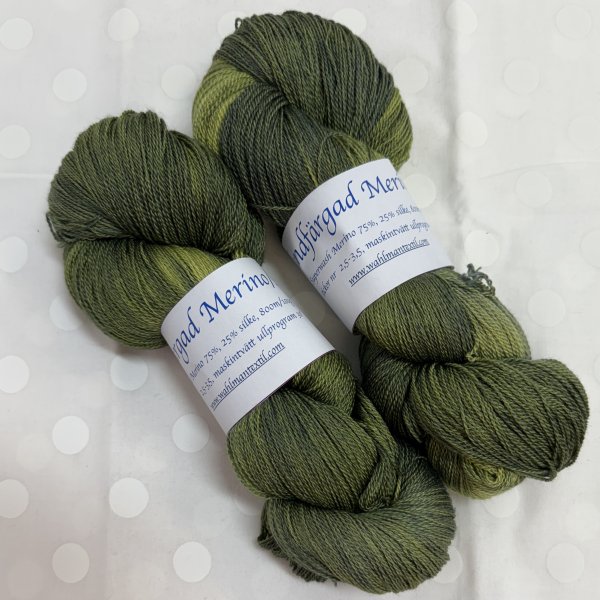 garn-handfargat-merino-silke